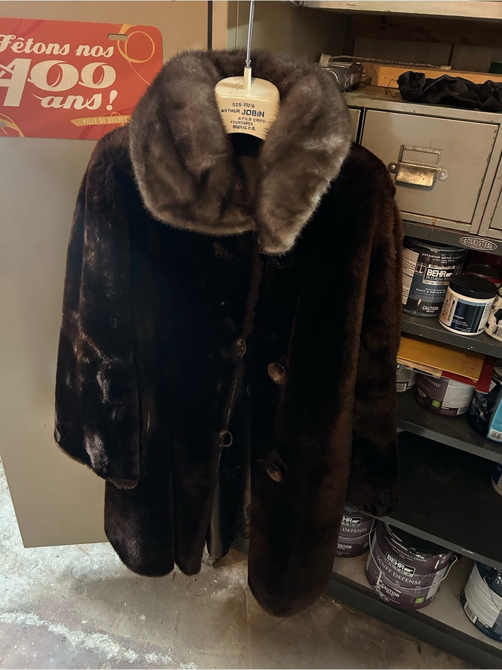 Luxurious Dark Brown Faux Fur Coat with Plush Collar